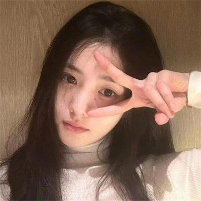 某处,某人